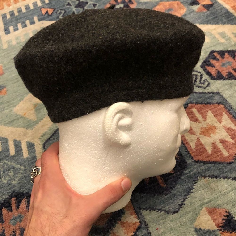 Wool Beret - Picture 5 of 7